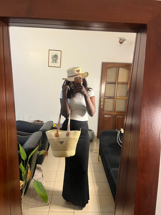Sac et chapeau de plage Prada