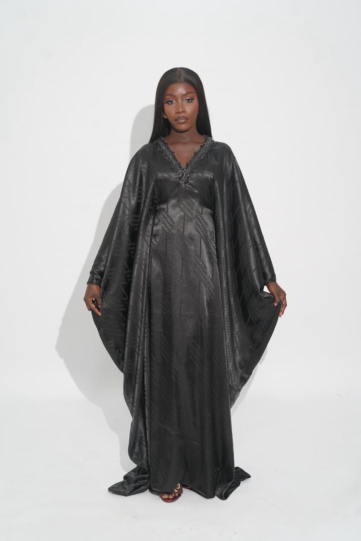 ÉLÉGANCE DIVINE – La collection qui révèle votre pouvoir