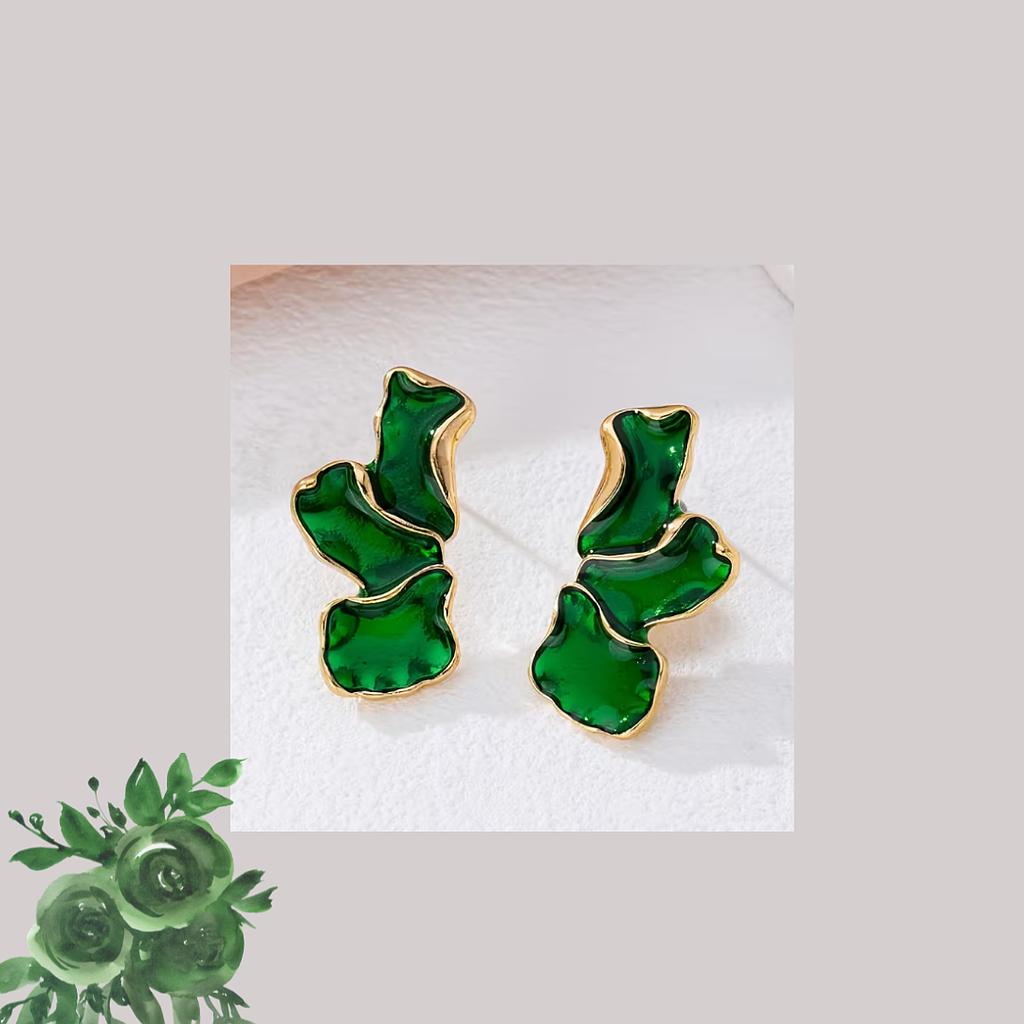 BOUCLES D’OREILLES PLAQUÉES